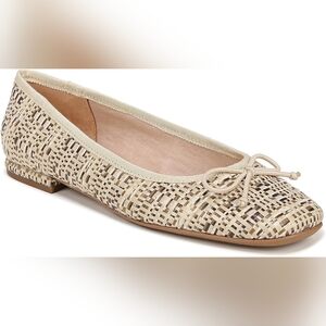 Franco Sarto Abigale Women"s Flats Beige Size 6.5 M New With Box